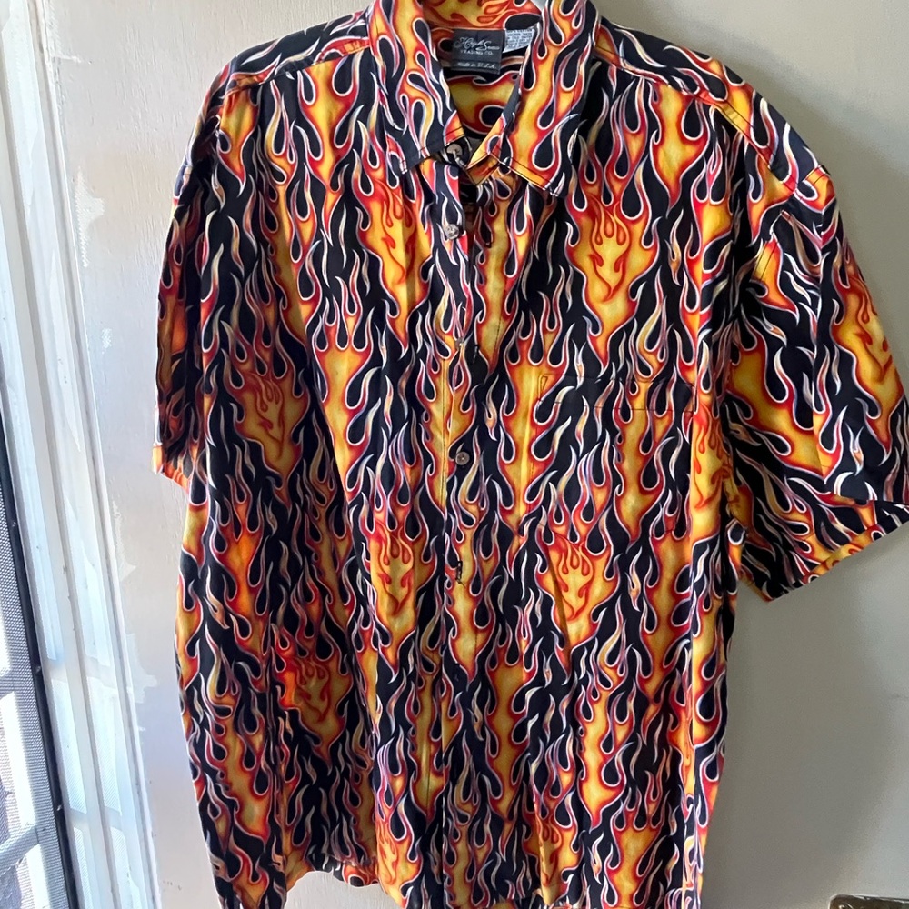 High Seas Trading Co. Tribal Flame Black Red Yellow 2XL Shirt